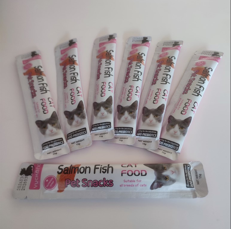 Yuchang Snack Kucing Rasa Salmon